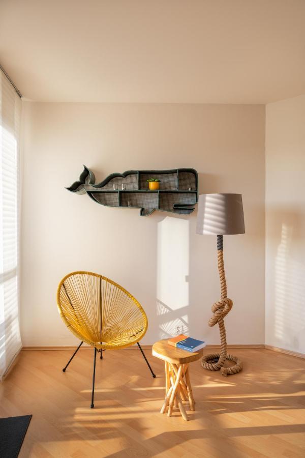 Sunny Apartment In Modrany By Prague Days Exterior foto